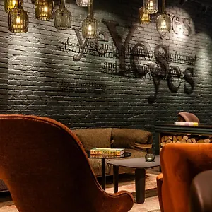 Otel One, Dublin